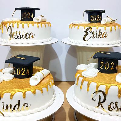 Torta de graduación hecha por JHOMI
