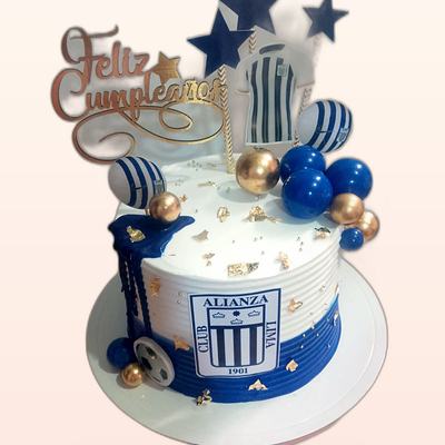 Torta de cumpleaños hecha por JHOMI