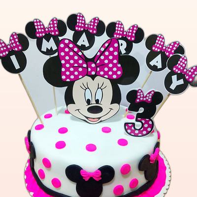 Torta temática de personajes hecha por JHOMI