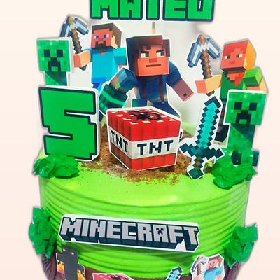 Torta temática de personajes hecha por JHOMI