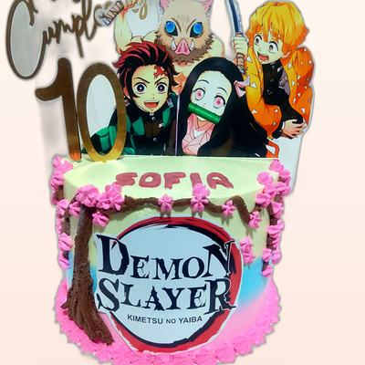 Torta temática de personajes hecha por JHOMI