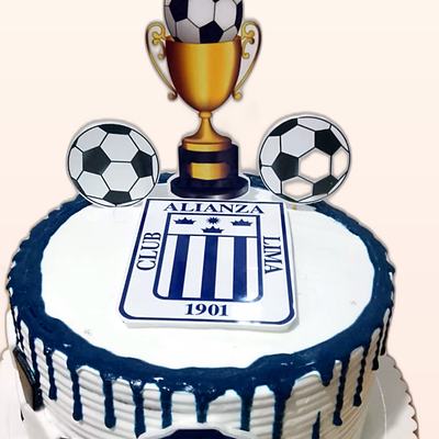 Torta con tema de fútbol hecha por JHOMI