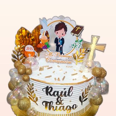 Torta de graduación hecha por JHOMI